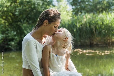 lesbian mother and daughter sex